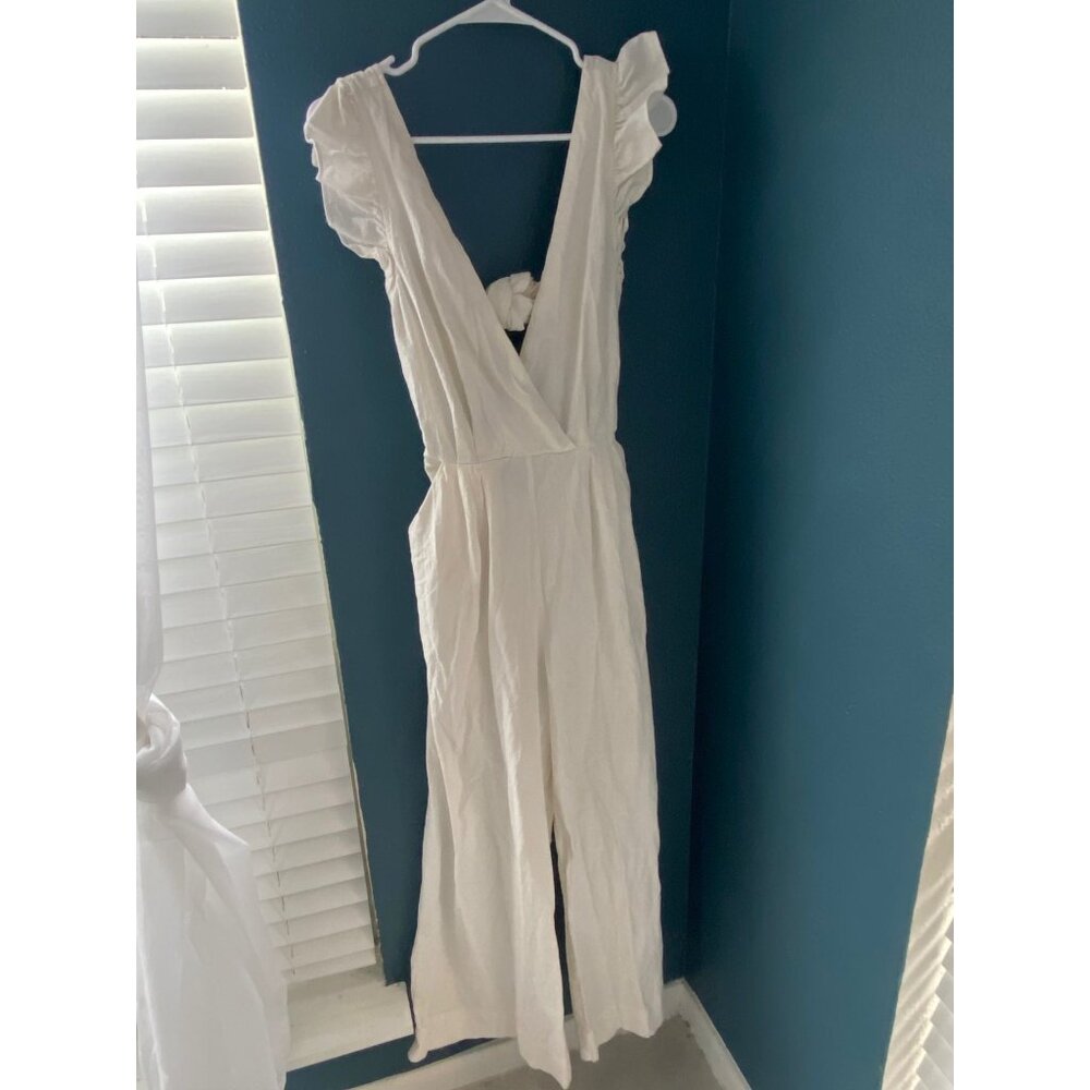 Happy Nature x Kate Hudson Jumpsuit Sz. 6 White Ruffle Sleeve Tie Back Wide Leg